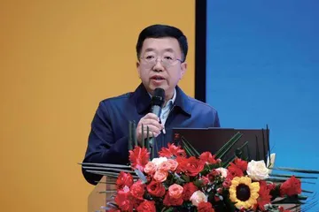 办幸福教育 行五育并举 培幸福之花