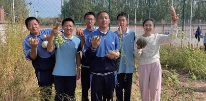 扁平化治理加自主管理，让师生获得幸福感