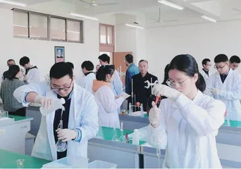 深耕“大综合”理念，插上“适切发展”的翅膀
