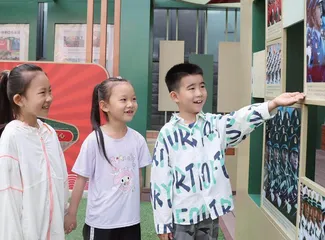 让学生随时与“美”相遇