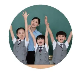 创新改革，构建党支部统筹的学段长负责制