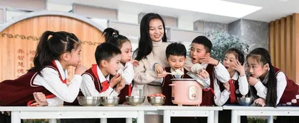 以劳明行，灵动生命  