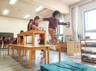 有限空间“变身”体育乐园