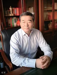多元赏识培养，育实战型人才