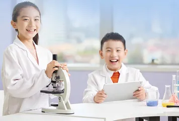 实验课，点燃孩子科学与创新的火种