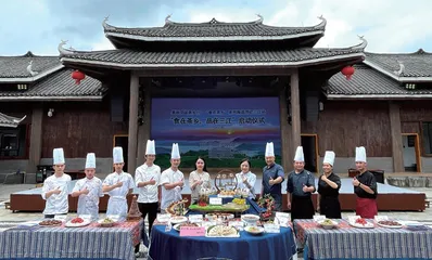 优化专业结构，大力服务乡村振兴