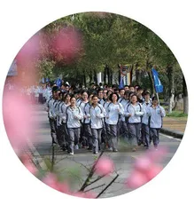 探索推行德育导师制，争创一流县域高中