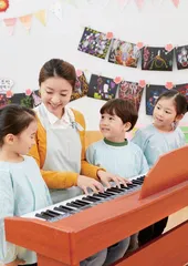 社会环境：形成“讨好型人格”的重要外因