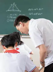 班主任的定位、境界与情怀