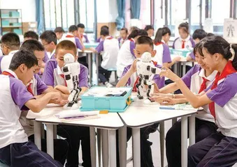 垒智慧高墙，育时代新人