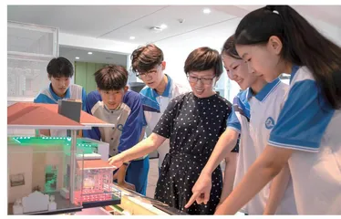 王辉：将温暖凝聚成教育路上前行的力量