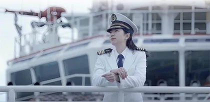 三尺讲台上的女船长：人生海海，驶往心之所向