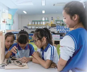 凝心聚力，成就教育新主张