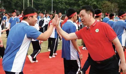 李芳胜：现代教育应致力未来人才培养