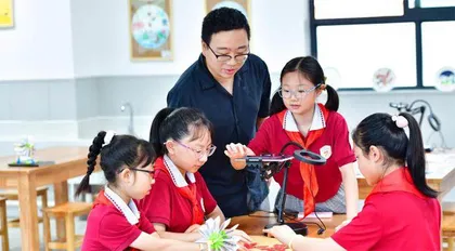 培养有为、有范、有格的当代教师
