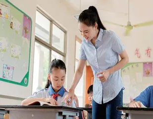 德技并修，彰显职业教育课程思政的课堂活力