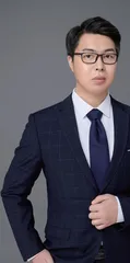 对弈平凡的开拓者
