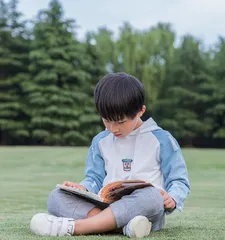 多元“悦”读塑造语言学习小达人