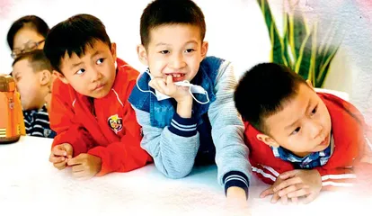 都市社区全职妈妈： 先育己，再育儿