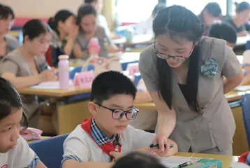 刚柔相济，为特岗教师成长保驾护航