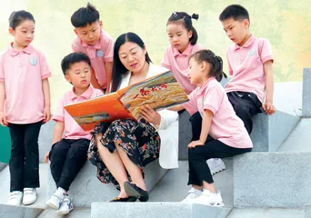 冯静：大江东去，见证生命奔腾不息