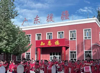 以“一校三色”谈南疆乡村小学高质量发展的实践路径