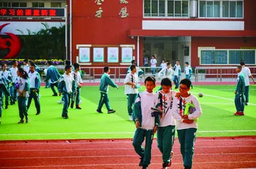 广东实验中学：以智慧型教师培养自主型学生