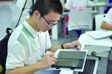 华南师范大学附属中学：做好“赋能”规划，让学生在学校“吃饱” 