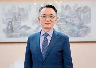 专访财信证券董事长刘宛晨：不谋求“大而全”，立志打造精品型券商