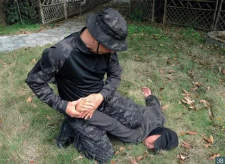 解码台湾《警察应用技能》之擒拿术(下)4