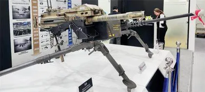 轻武器精彩呈现步机枪合理组合9