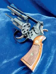 老品牌重出江湖:史密斯-韦森M648转轮手枪7