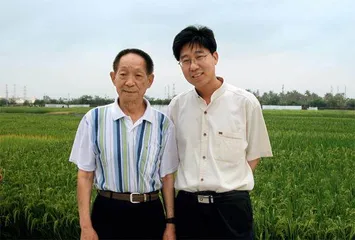 李传友:小番茄里有“大智慧”1