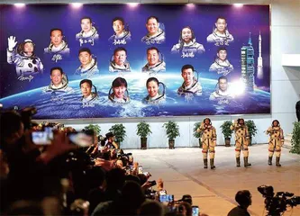 梦在远方、路在脚下,梦想因奋斗而精彩1