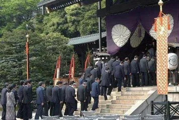 日本新任防卫大臣滨田靖一2
