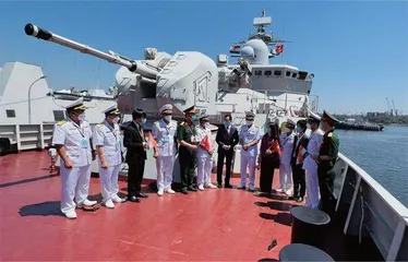 美海军米格尔·吉斯号远征机动基地舰参加“肩并肩-2022”美菲联合演习3