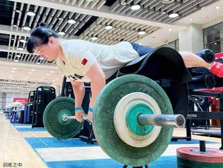 梁小梅 大力出奇迹3