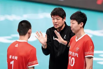 联赛喧嚣热闹 男排路在何方2