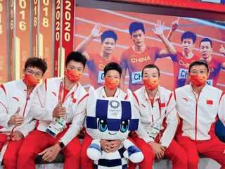 金质的铜牌3