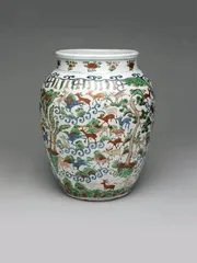 异彩纷呈:明代瓷器的美学世界13