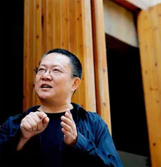 “没有回忆的城市是可怕的”