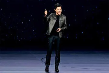 “舰长”逐浪