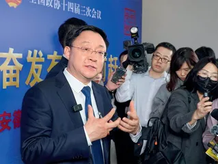 全国人大代表、科大讯飞董事长刘庆峰：中国大模型不能再被“卡脖子”