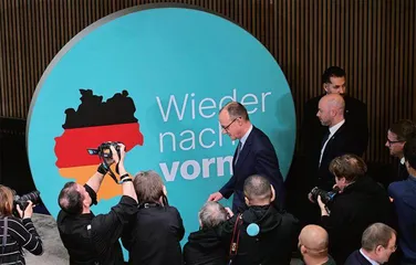 时代变局下德国政党政治的演变：特征、根源与前景