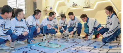 舞好基础教育“龙头”，促进普通高中多样化特色发展