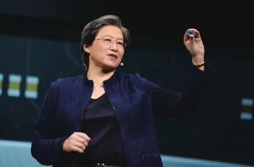 华人CEO出战，英特尔有救了吗？4