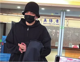 莫让“黑红”侵蚀影视艺术1