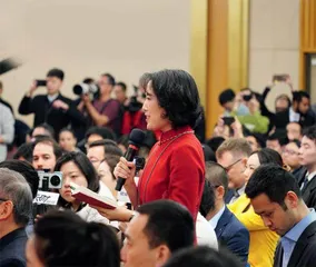 接地气、连民心的“部长通道”