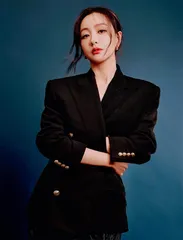杨蓉　在角色的褶皱里　藏进生活的重量与温度1