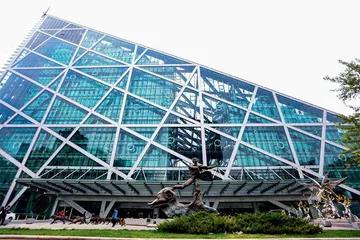 侨福芳草地 艺术与商业共舞 重塑城市精神地标10